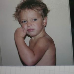 Meet your Posher, Max